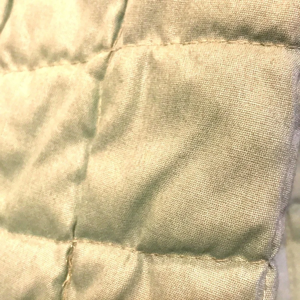 Handcrafted Round Table Cloth - Picture 9 of 9
